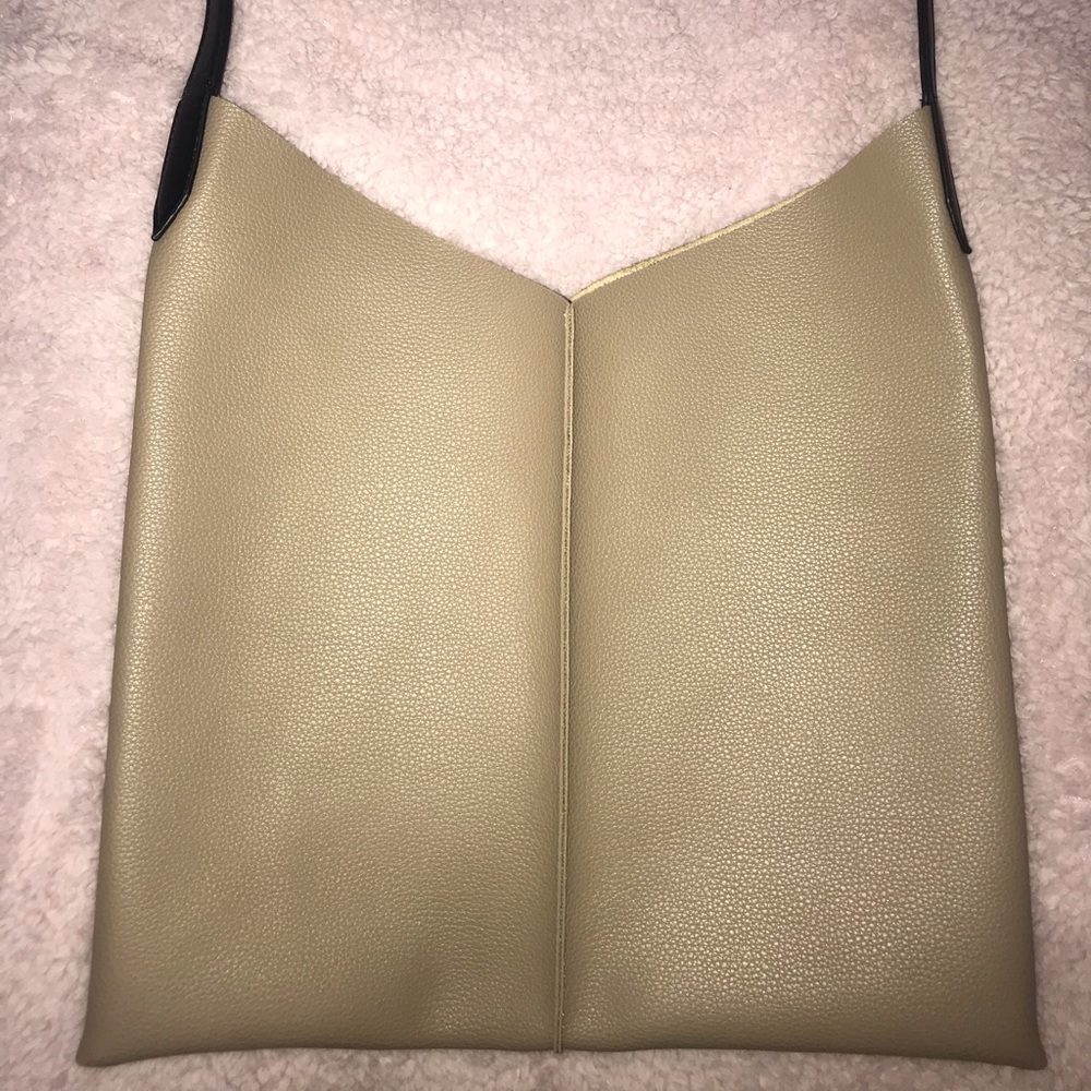 Simple handbag